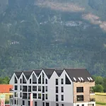 Chic With Sauna - One Bedroom With Balcony