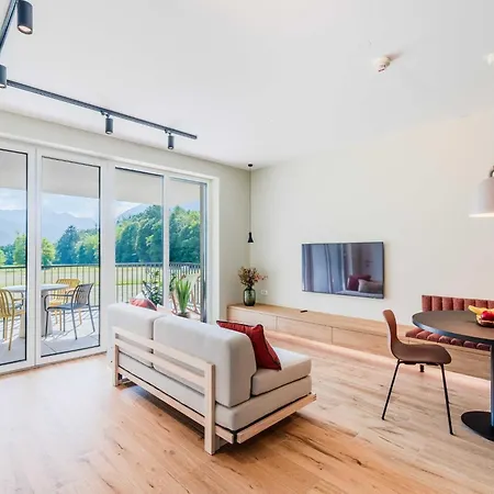 Chic With Sauna - One Bedroom With Balcony Lägenhet Bovec