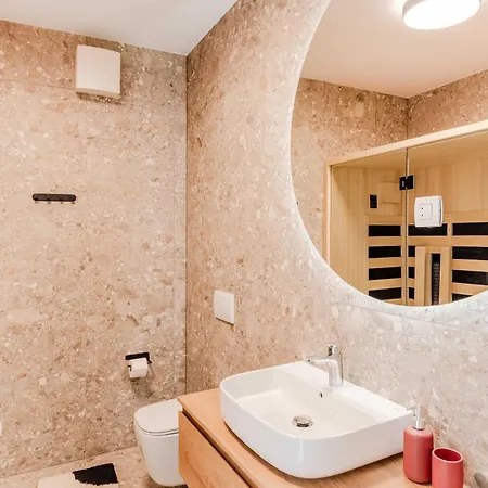 Chic With Sauna - One Bedroom With Balcony Bovec