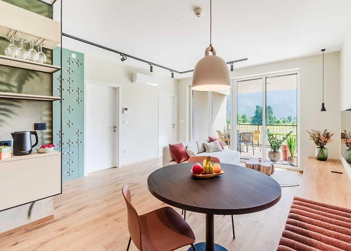 Lägenhet Chic With Sauna - One Bedroom With Balcony